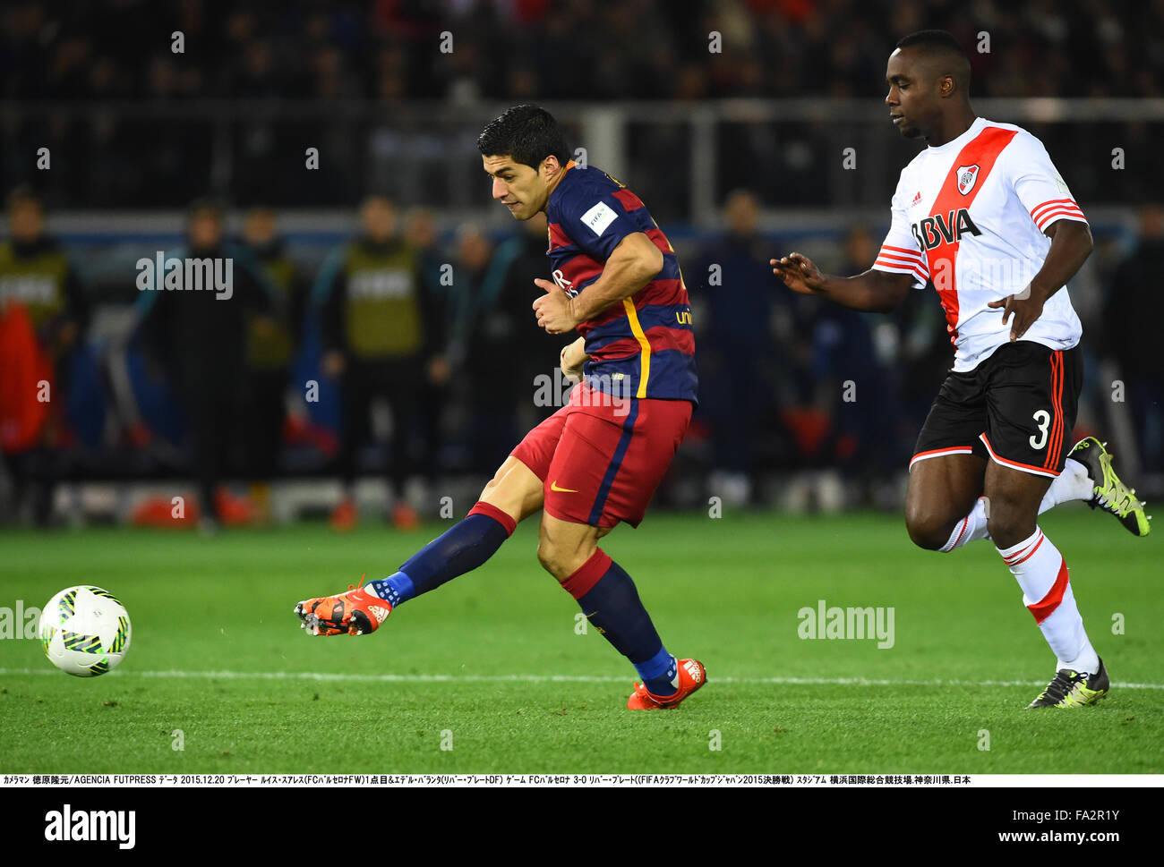 Kanagawa Japon Diciembre 15 Luis Suarez Barcelona Eder Alvarez Balanta Rio Football Soccer Luis Suarez De Barcelona Las Puntuaciones Del Equipo De Su Segundo Gol Pasado Eder Alvarez Balanta De River Kanagawa Japon Diciembre 15 Luis Suarez Barcelona Eder Alvarez Balanta Rio Football Soccer Luis Suarez De Barcelona Las Puntuaciones Del Equipo De Su Segundo Gol Pasado Eder Alvarez Balanta De River