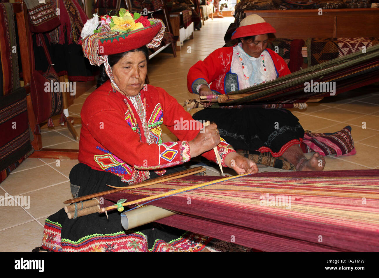 Los tejedores peruanos Foto de stock