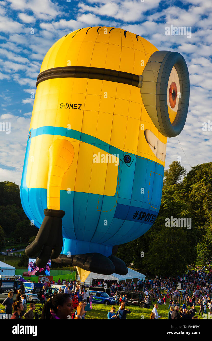 Minion (Stuart) globo de aire caliente en el Bristol International Balloon Fiesta 2015 Aire caliente Foto de stock