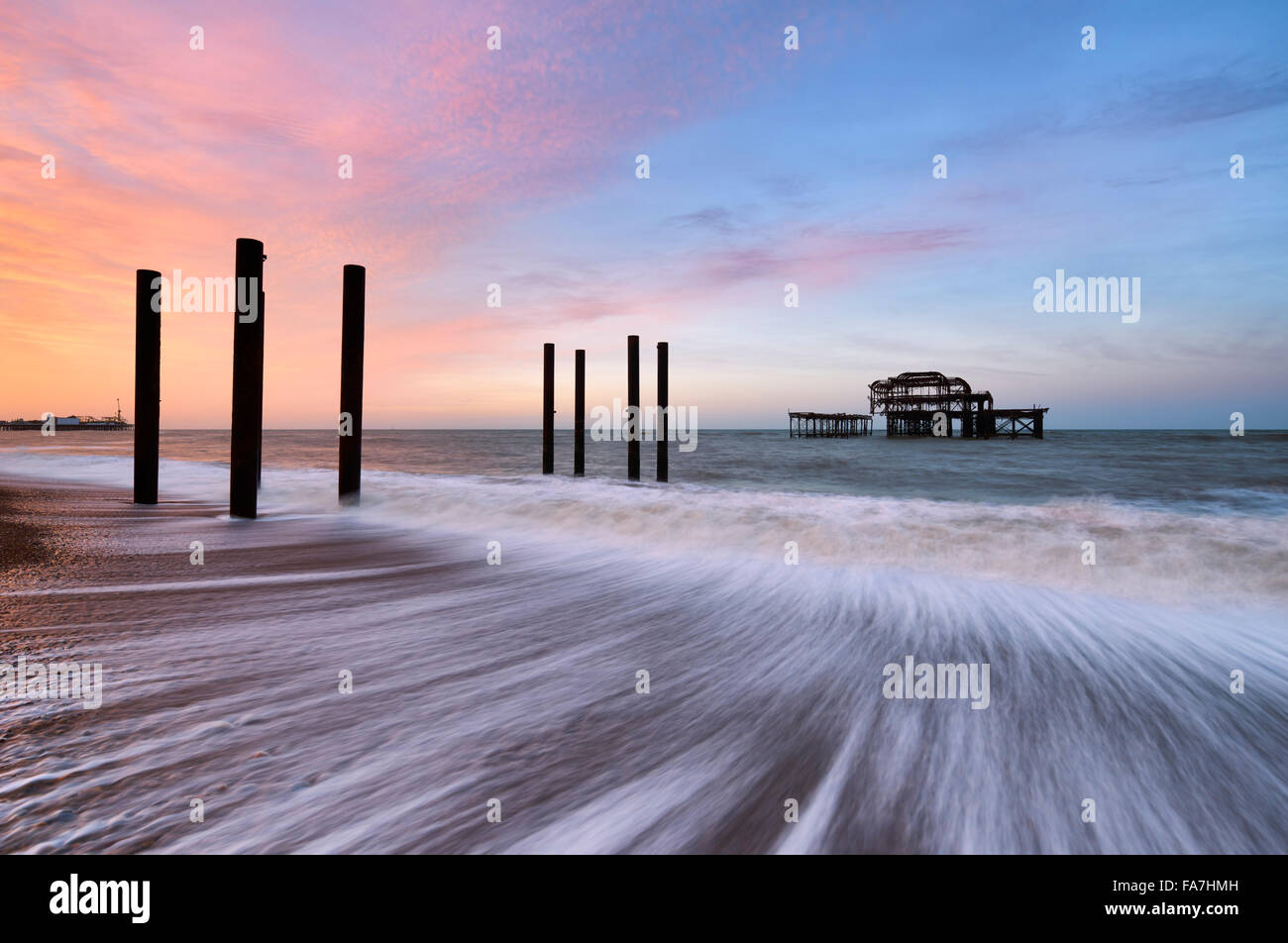 Los restos de Brighton West Pier Foto de stock