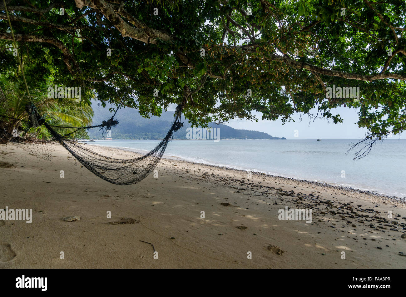 Playa en la isla de Tioman en Malasia Foto de stock