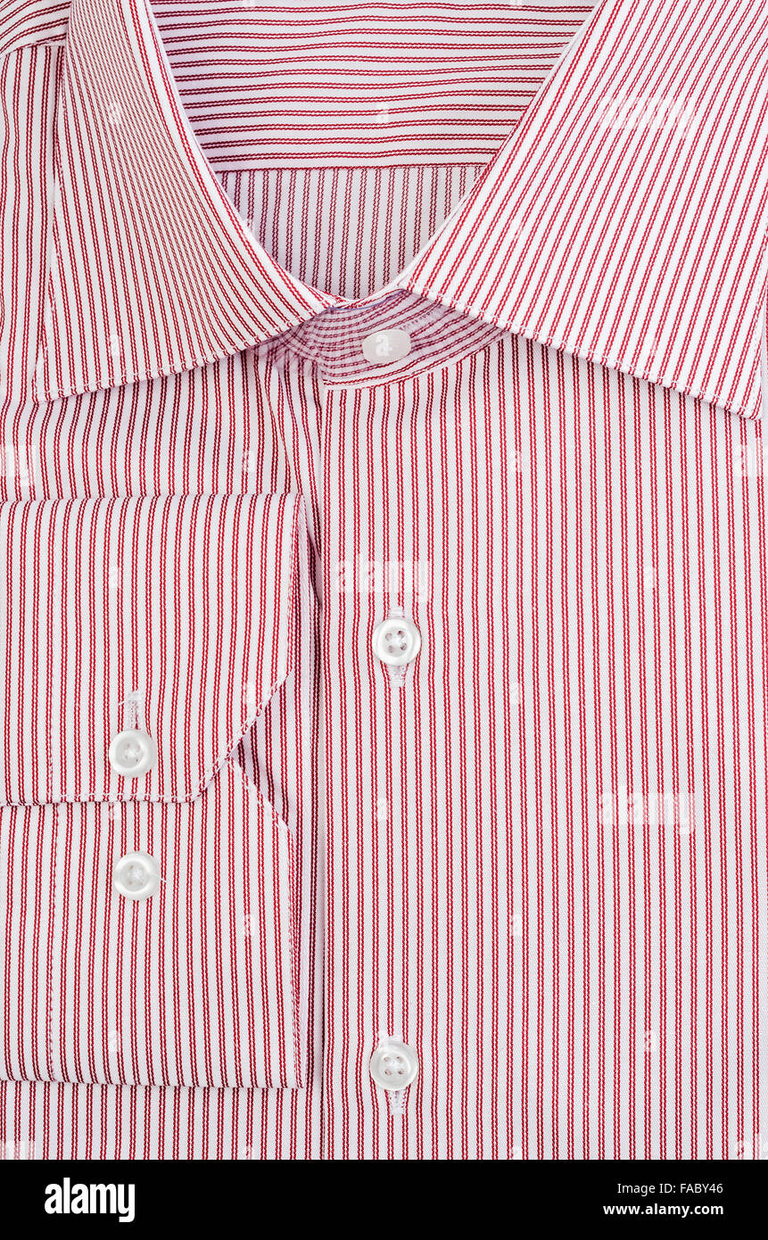 laberinto muñeca Novio Clásico y elegante del hombre camiseta roja a rayas con botones Fotografía  de stock - Alamy