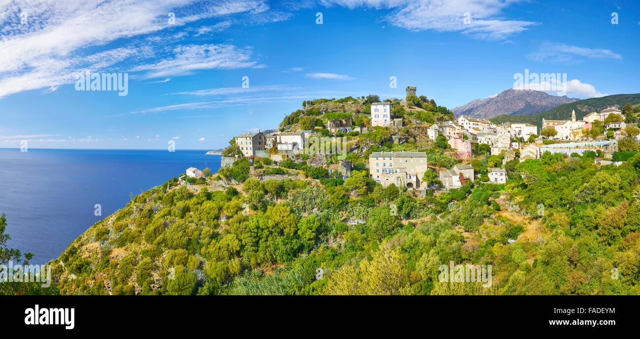 Nonza, pequeña aldea de montaña, Cap Corse, Córcega, Francia Foto de stock