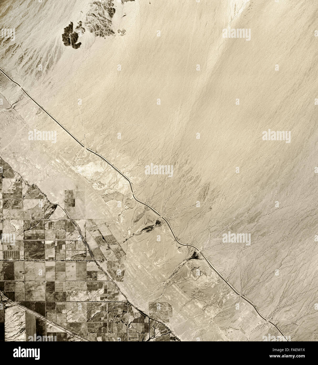 Fotografía aérea infrarroja histórico del Mar de Salton, California,1954 Foto de stock