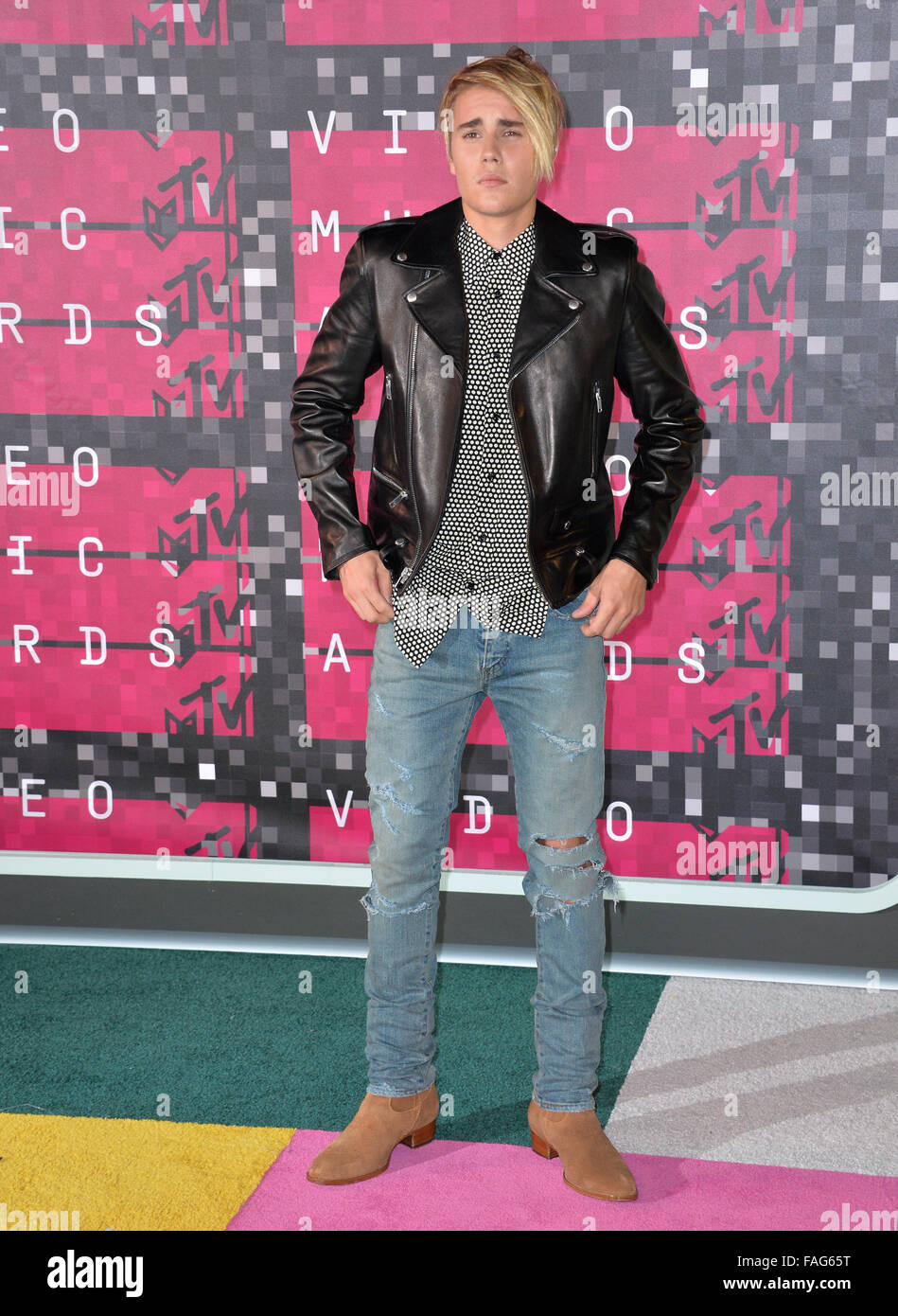 LOS ANGELES, CA - 30 de agosto de 2015: Justin Bieber en los MTV Video Music Awards de 2015 en el teatro de Microsoft LA Live. Foto de stock