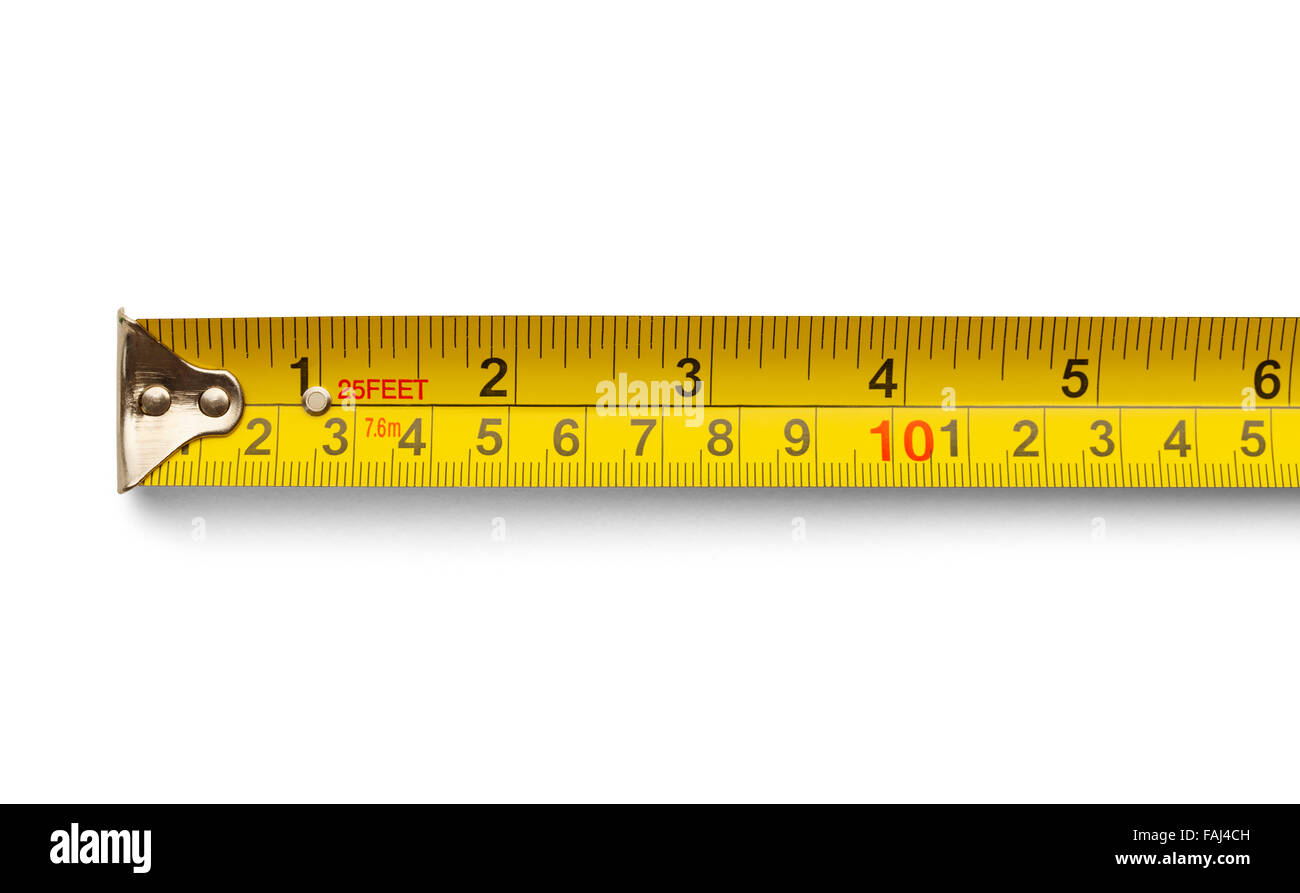 Seis pulgadas de cinta de metal amarillo medida aislado sobre un fondo  blanco Fotografía de stock - Alamy