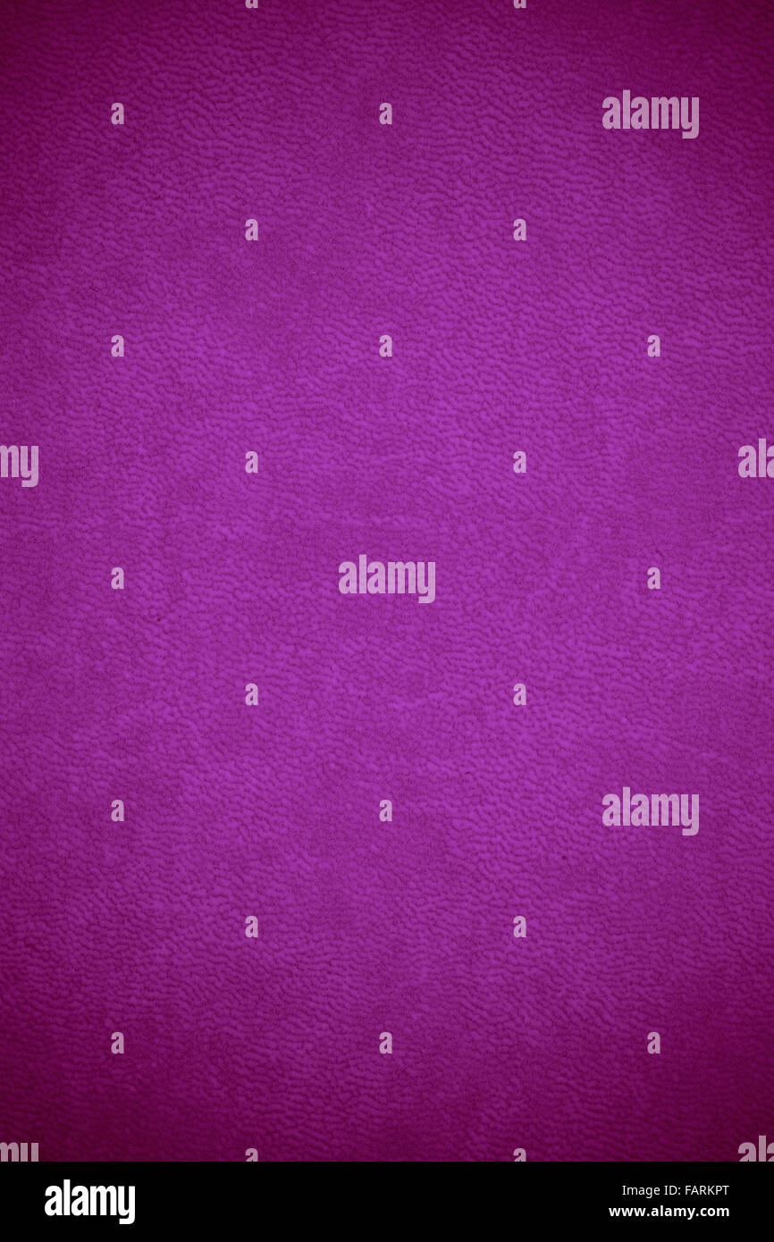 Textura de cuero violeta Fotografía de stock - Alamy