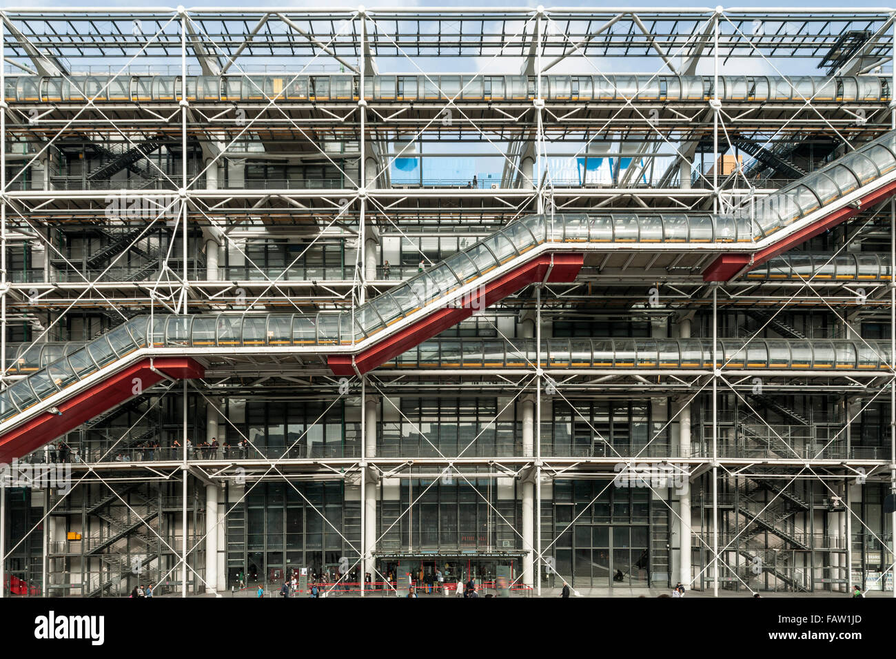 El Centro Georges Pompidou, edificio en el centro de París. Foto de stock