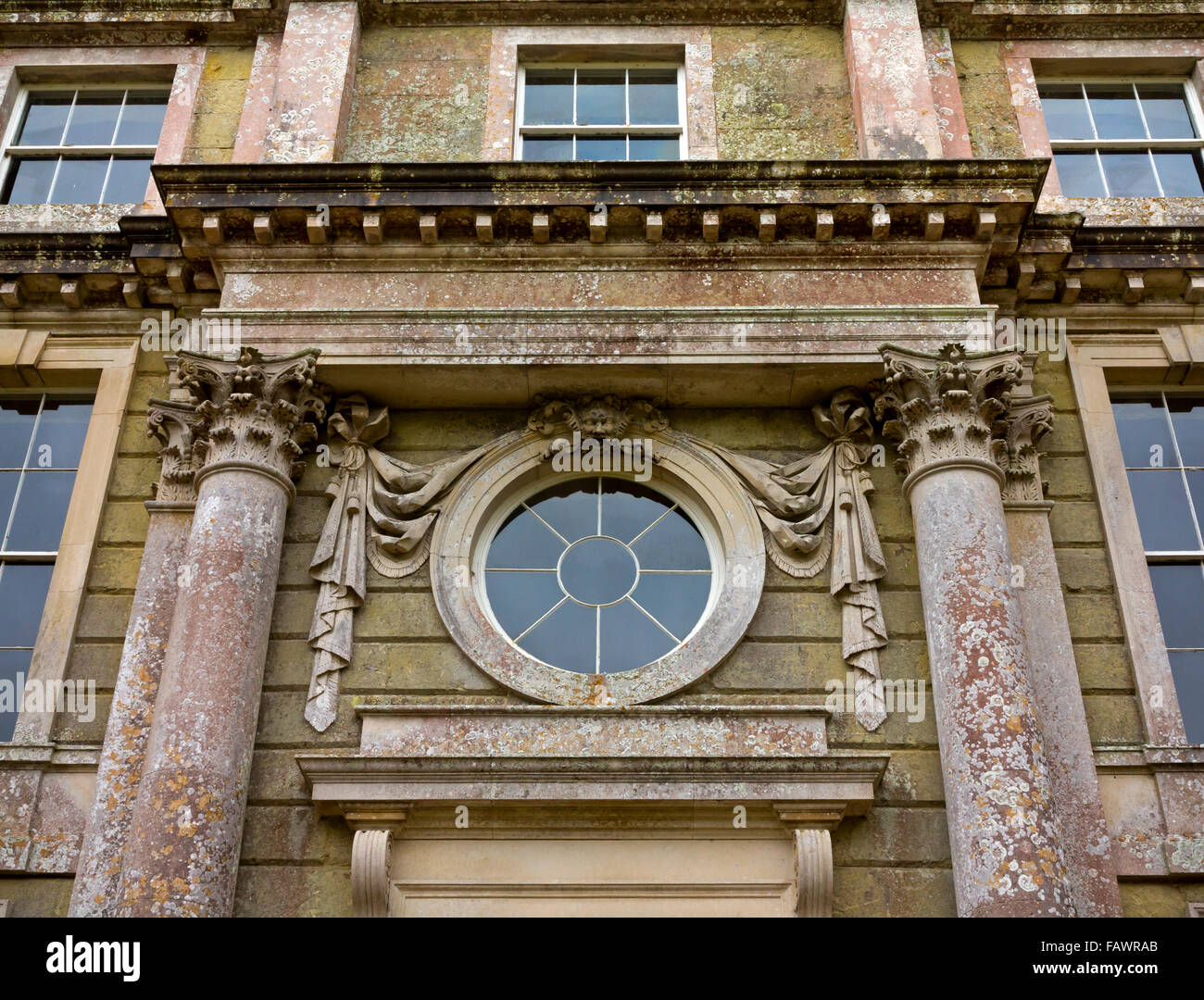 Appuldurcombe House la cáscara de una gran mansión barroca del siglo xviii cerca Wroxall en la Isla de Wight, en el sur de Inglaterra Foto de stock