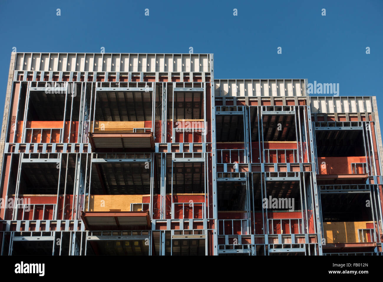 Construcción de edificios con marcos metálicos en Nueva York Fotografía de  stock - Alamy