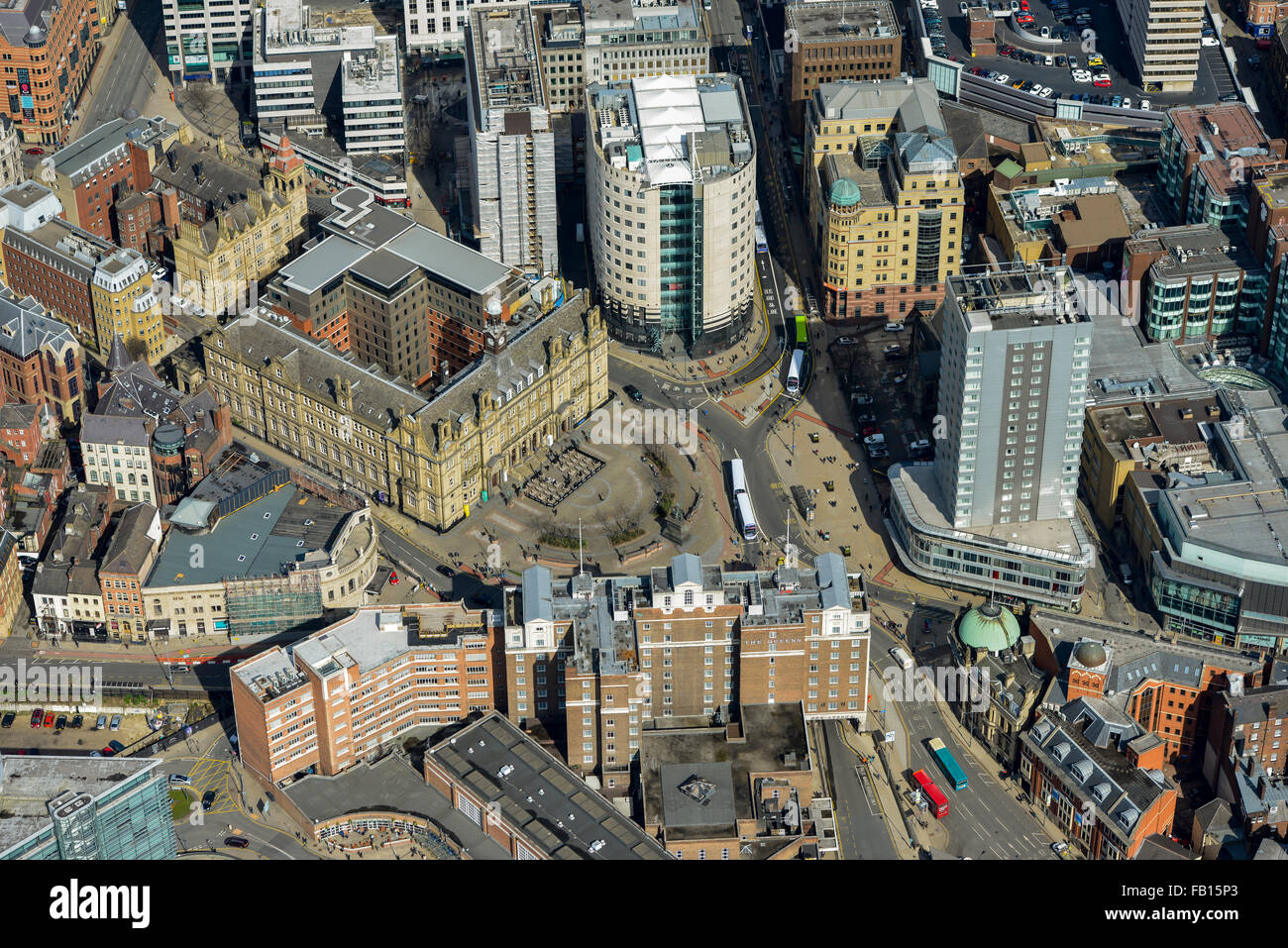 Una vista aérea de la plaza de la ciudad en el centro de la ciudad de Leeds, West Yorkshire Foto de stock