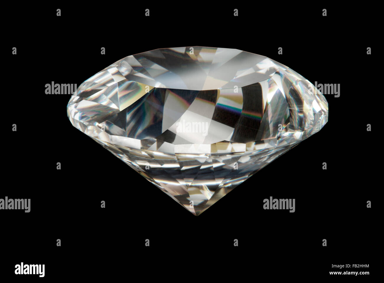 Cortar en forma de diamante de cristal Fotografía de stock - Alamy