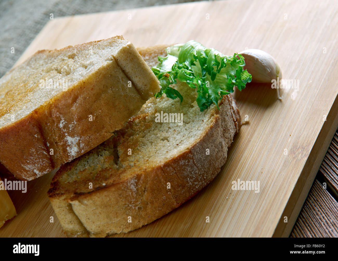 Parrilla Garlicky Hrianka tocino pan .Europa, Eslovaquia Fotografía de  stock - Alamy