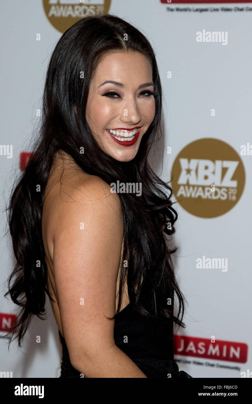 Young Carla nude (24 photos), Tits, Paparazzi, Instagram, see through 2015 Young Carla nudes (49 foto and video), Tits, Cleavage, Twitter, braless 2019