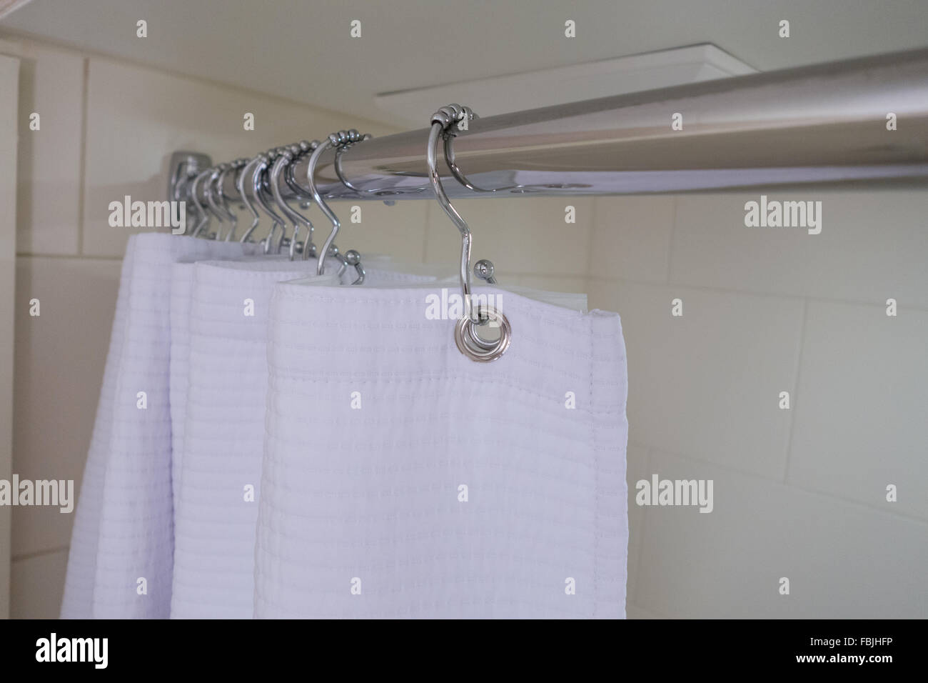 Riel de cortina fotografías e imágenes de alta resolución - Alamy
