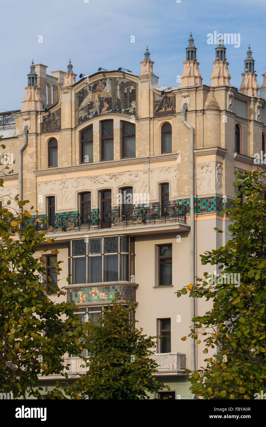 El Art Nouveau Hotel Metropol en la Plaza de la Revolución, Moscú, Rusia Foto de stock