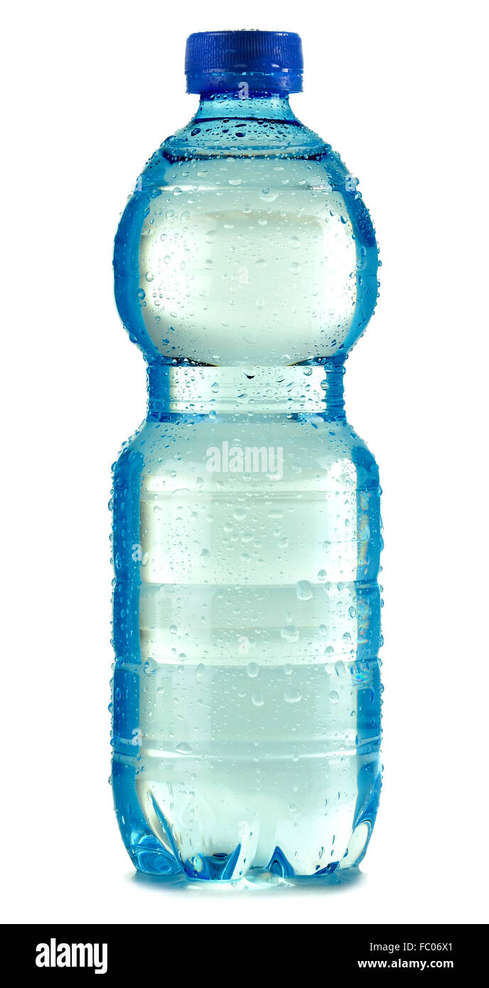 El plástico policarbonato botella de agua mineral aislado en blanco Foto de stock