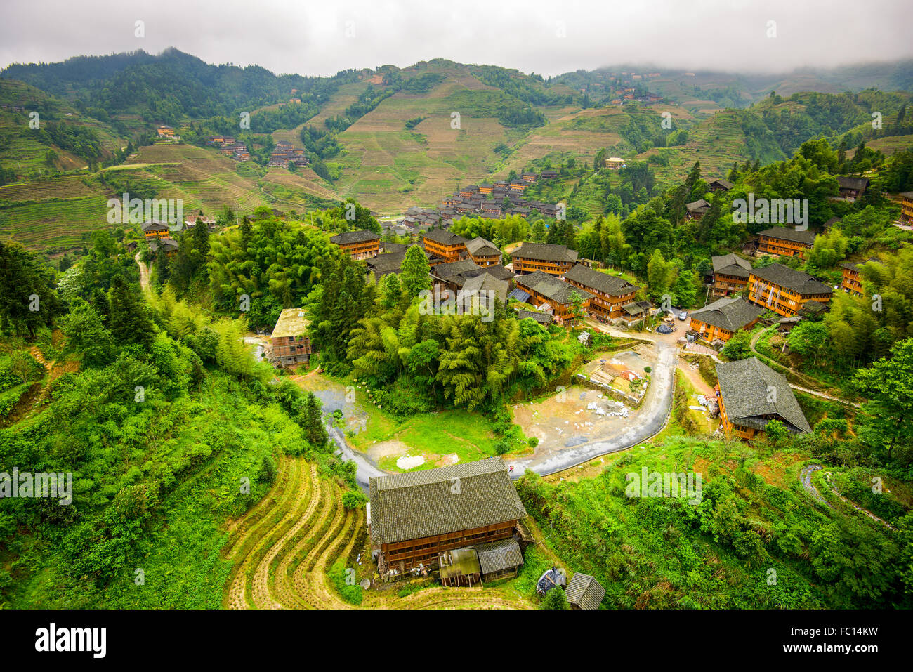 En la aldea de montaña Yaoshan en Guangxi, China. Foto de stock