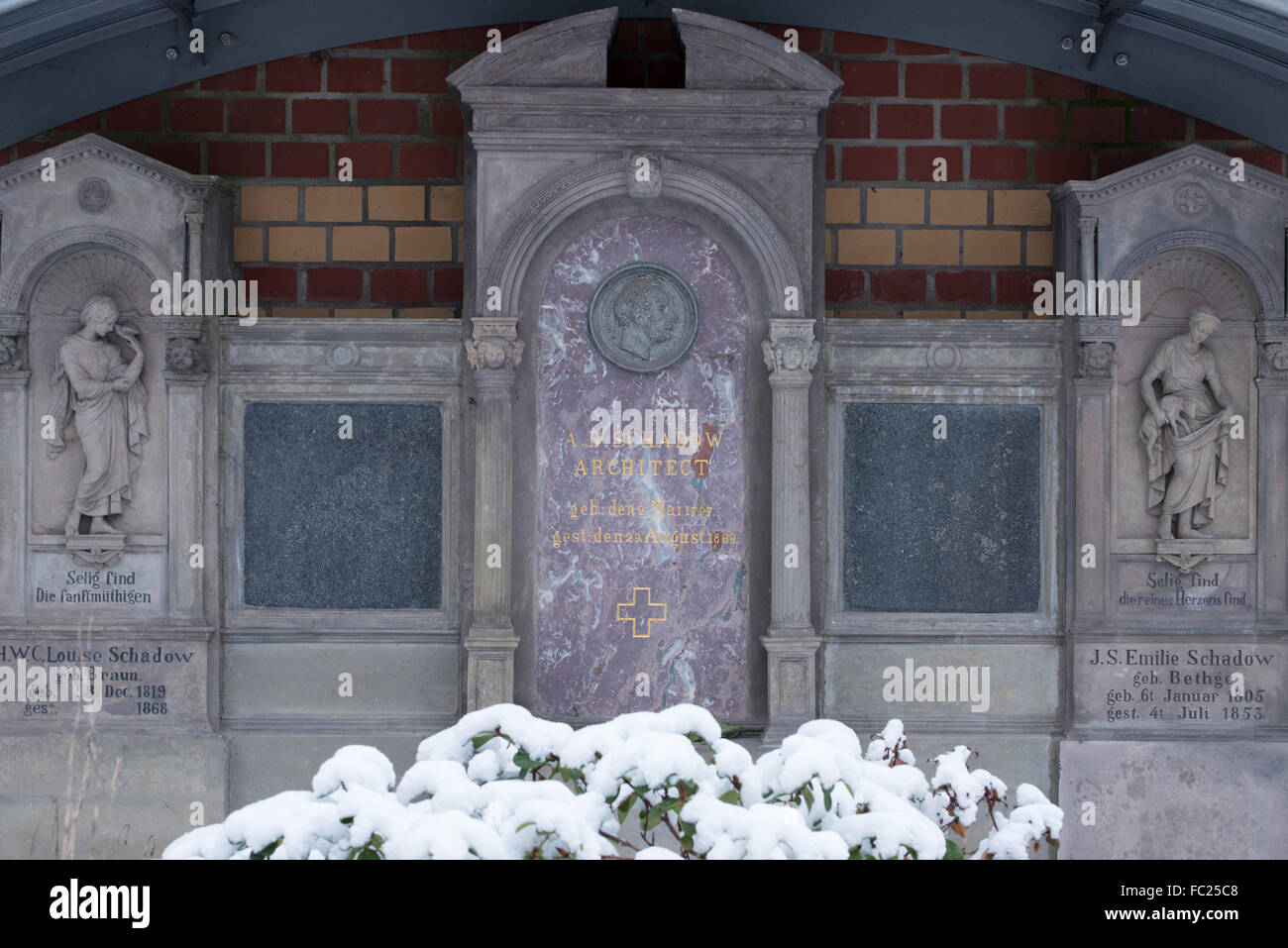 Cementerio Dorotheenstadt Berlín,tumba de Albert Schadow, Alemania Foto de stock