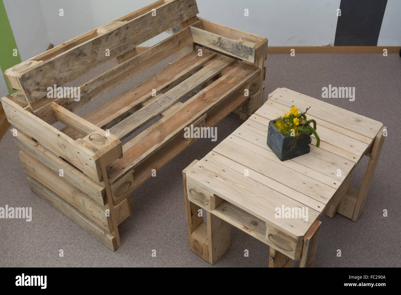 Hacer mesa con tronco de pino. Make table with pine trunk #mesa.Dando ideas  