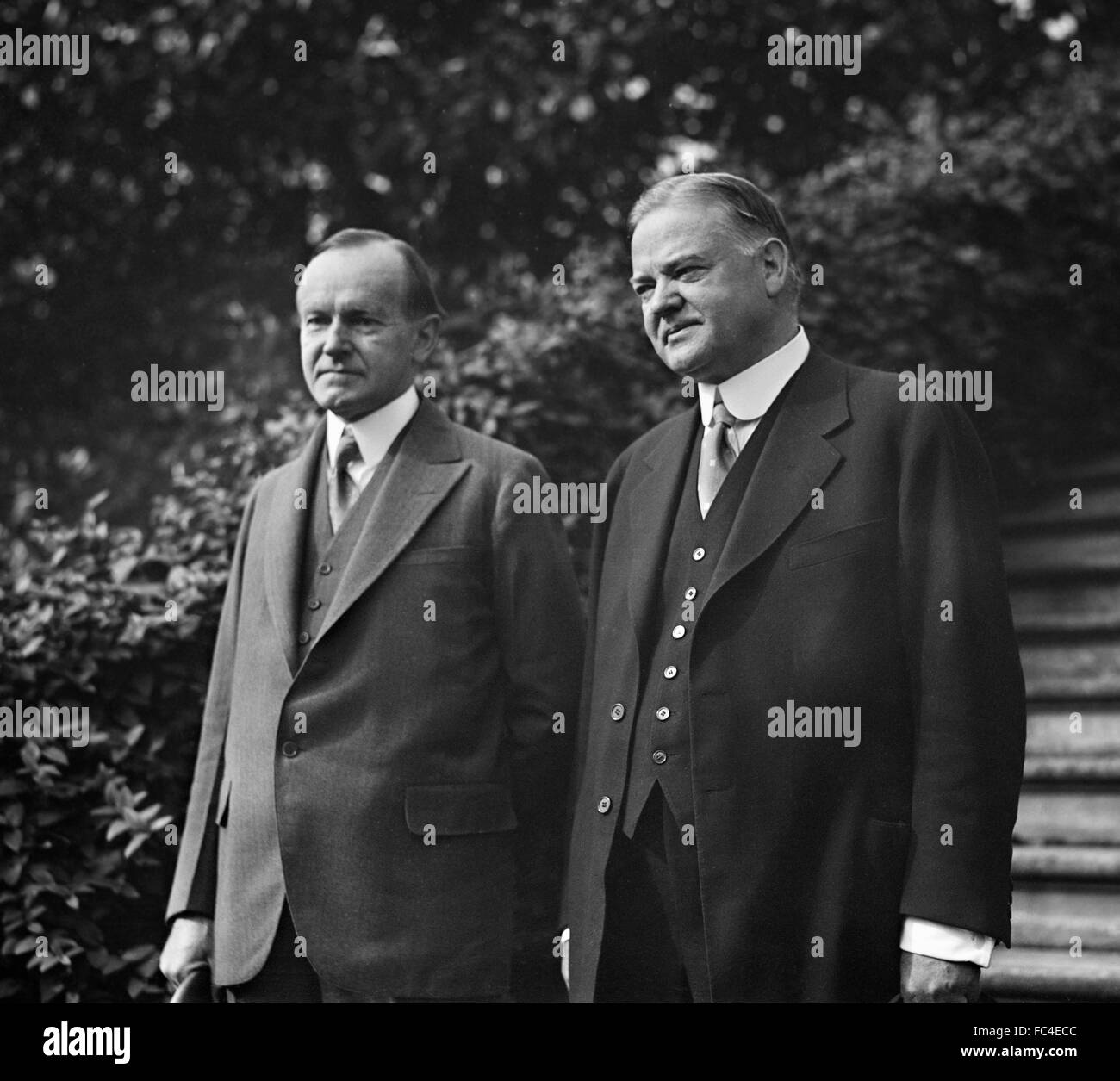 Calvin Coolidge, el 30º Presidente de los Estados Unidos, Herbert Hoover, el 31º presidente (el Secretario de Comercio de EEUU en el momento de la fotografía), 1928 Foto de stock