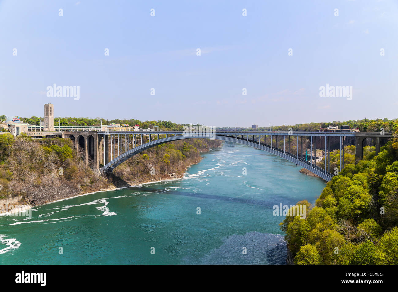 Puente Arcoiris Cataratas Del Niagara Fotos e Imágenes de stock - Alamy
