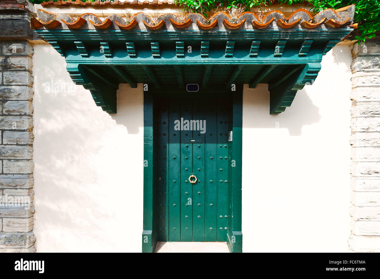 Voladizo de la puerta fotografías imágenes de alta resolución - Alamy