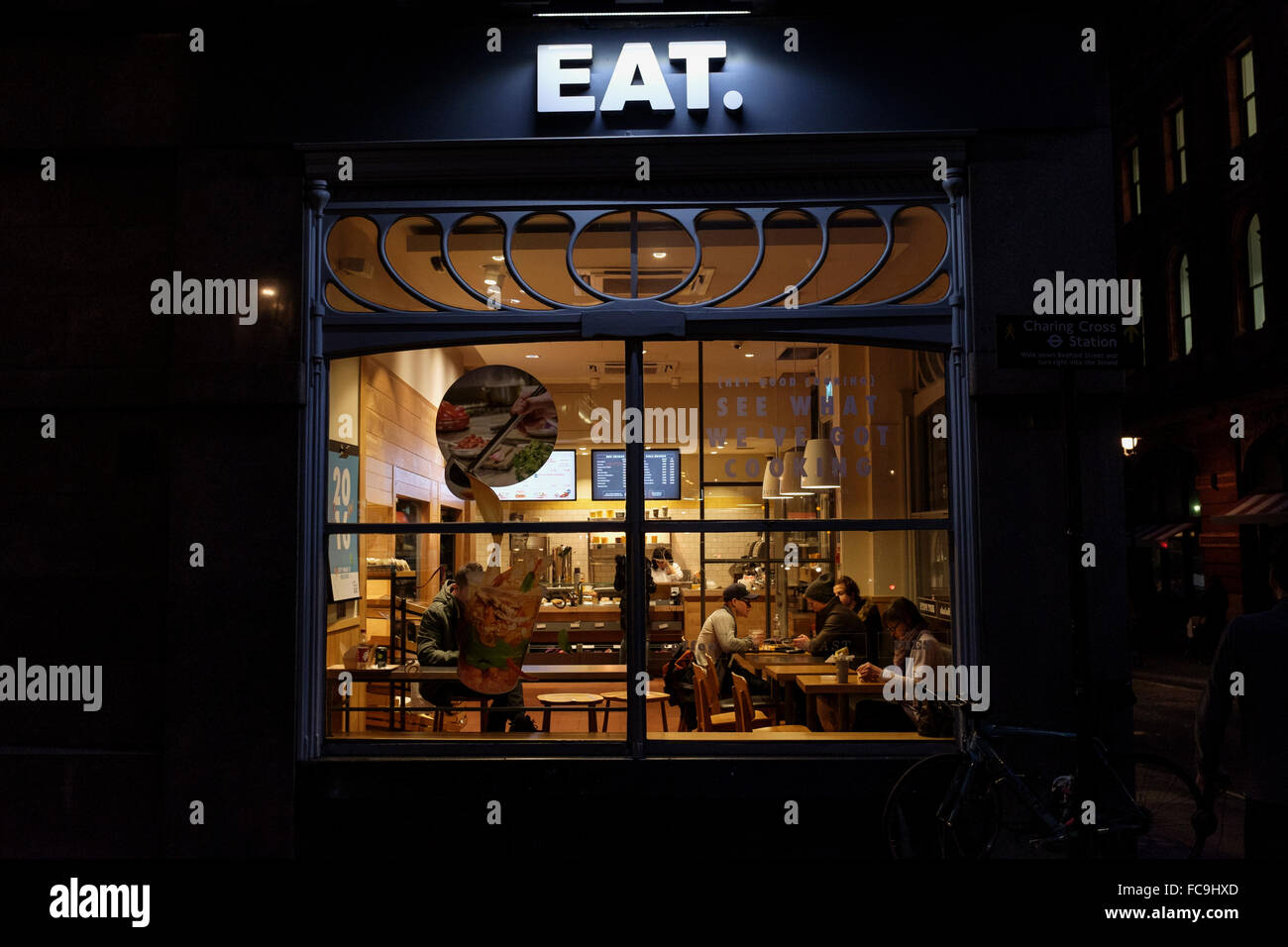 Comer. sandwich shop Bedford street, London WC2. UK Foto de stock