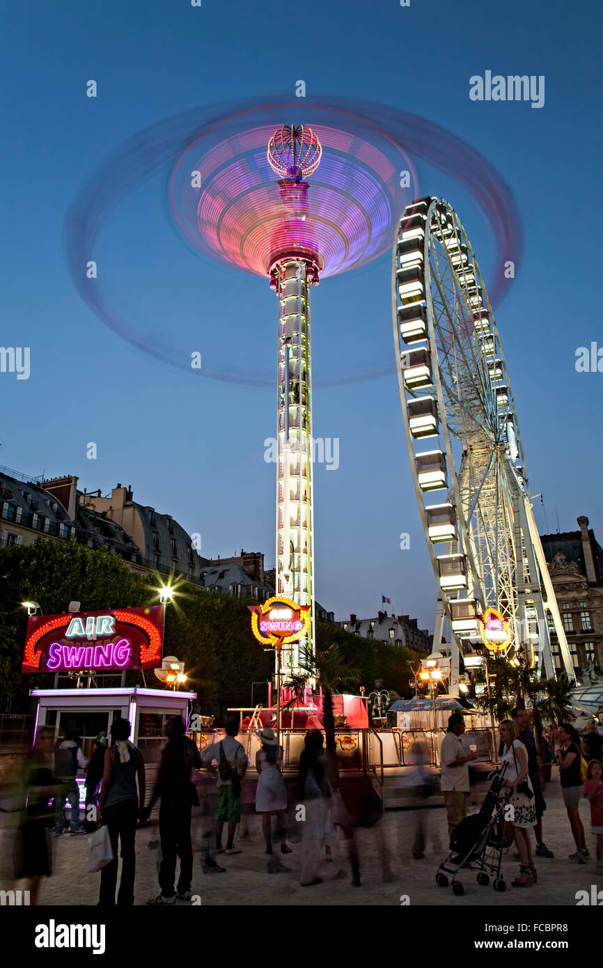 'Aire' de giro y la Noria, El Jardín de las Tuileries, Paris, Francia Foto de stock