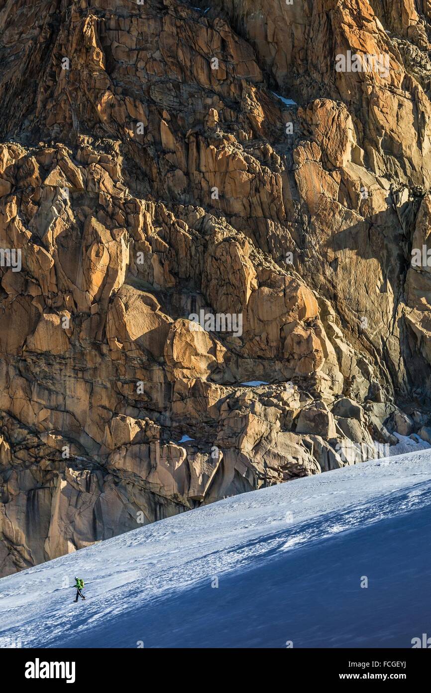 Montañismo en la Alta Saboya (74), RHONE ALPES, Francia Foto de stock