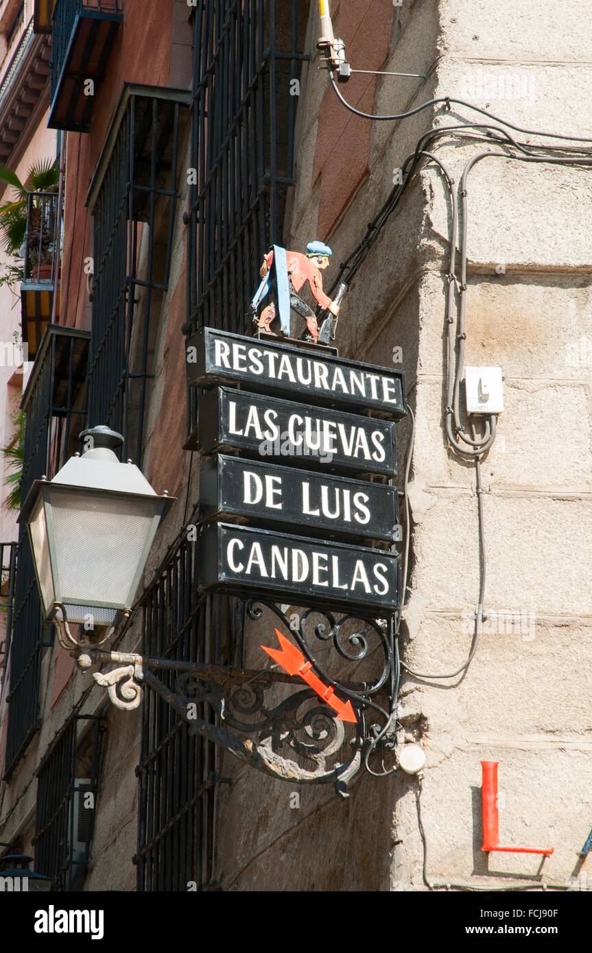 Las Cuevas de Luis Candelas restaurante, Cerrar vista. Madrid, España  Fotografía de stock - Alamy
