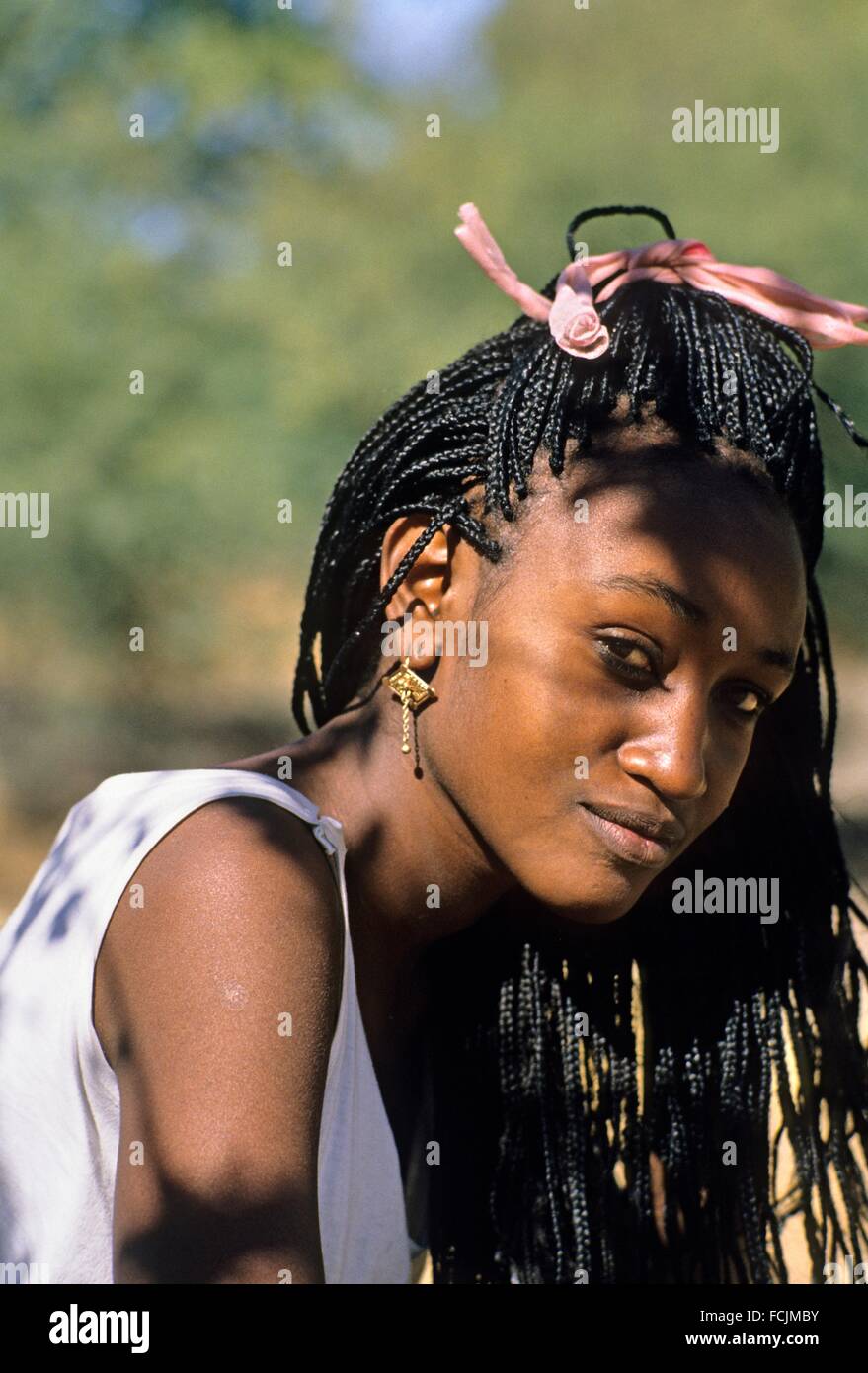 Mujer joven, Chad, África Central. Foto de stock