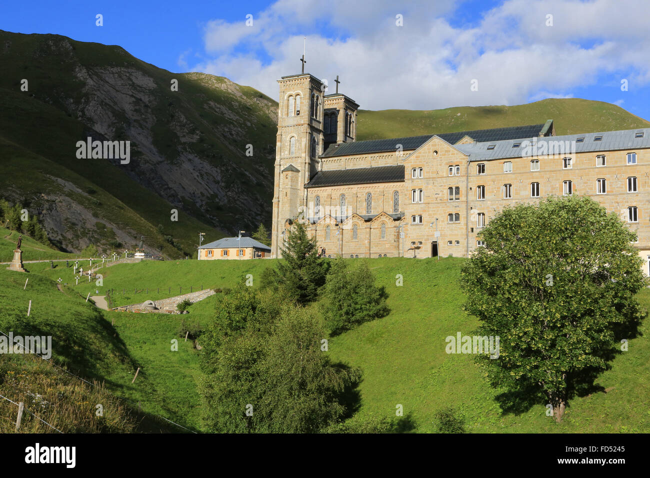 Basílica. Santuario de Nuestra Señora de la Salette Fotografía de stock