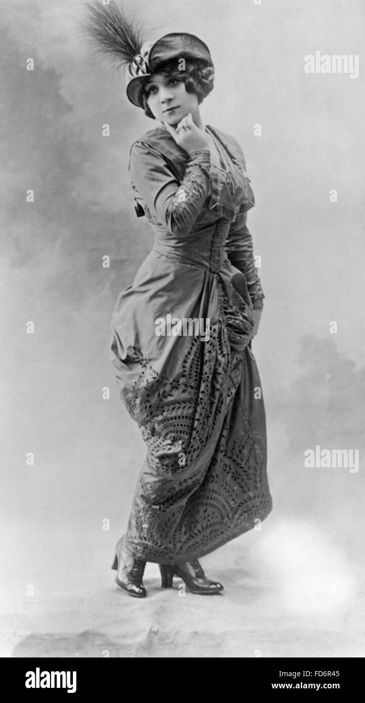 La moda femenina, 1913 Foto de stock