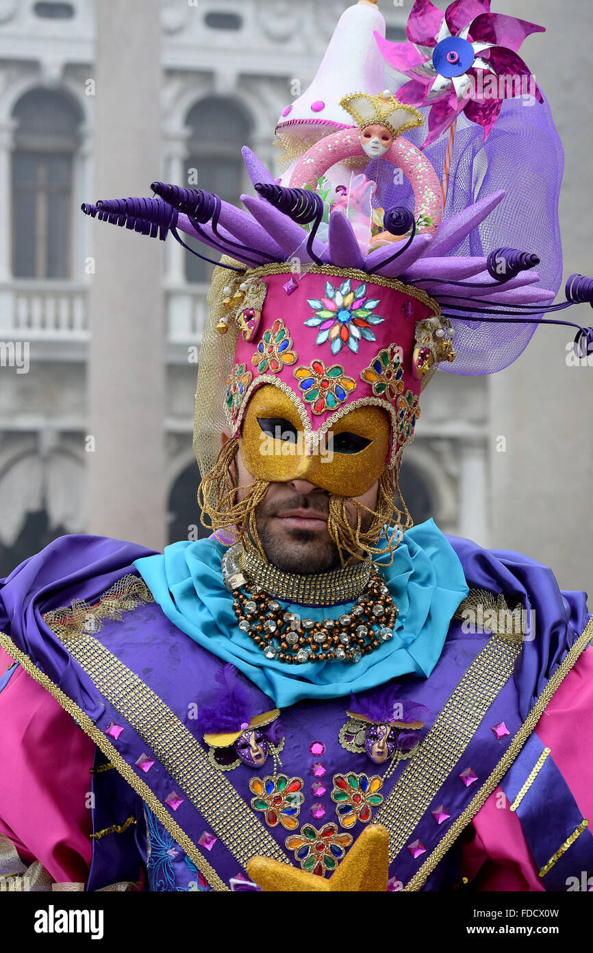Venecia, Italia. 30 ene, 2016. El Carnaval de Venecia es un festival anual,  celebrada en Venecia, Italia. El carnaval oficialmente dura 10 días, que  terminará en la celebración cristiana de la Cuaresma,