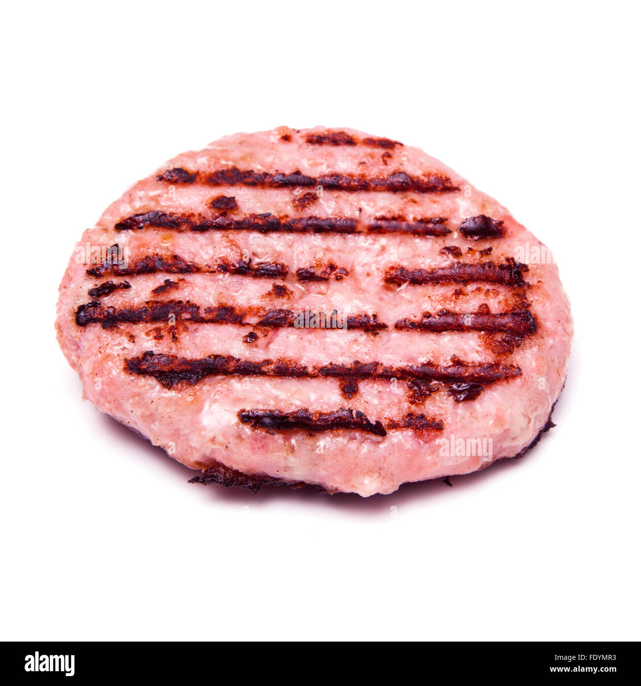 Asado de hamburguesas de carne de cocodrilo aislados en un estudio de fondo  blanco Fotografía de stock - Alamy