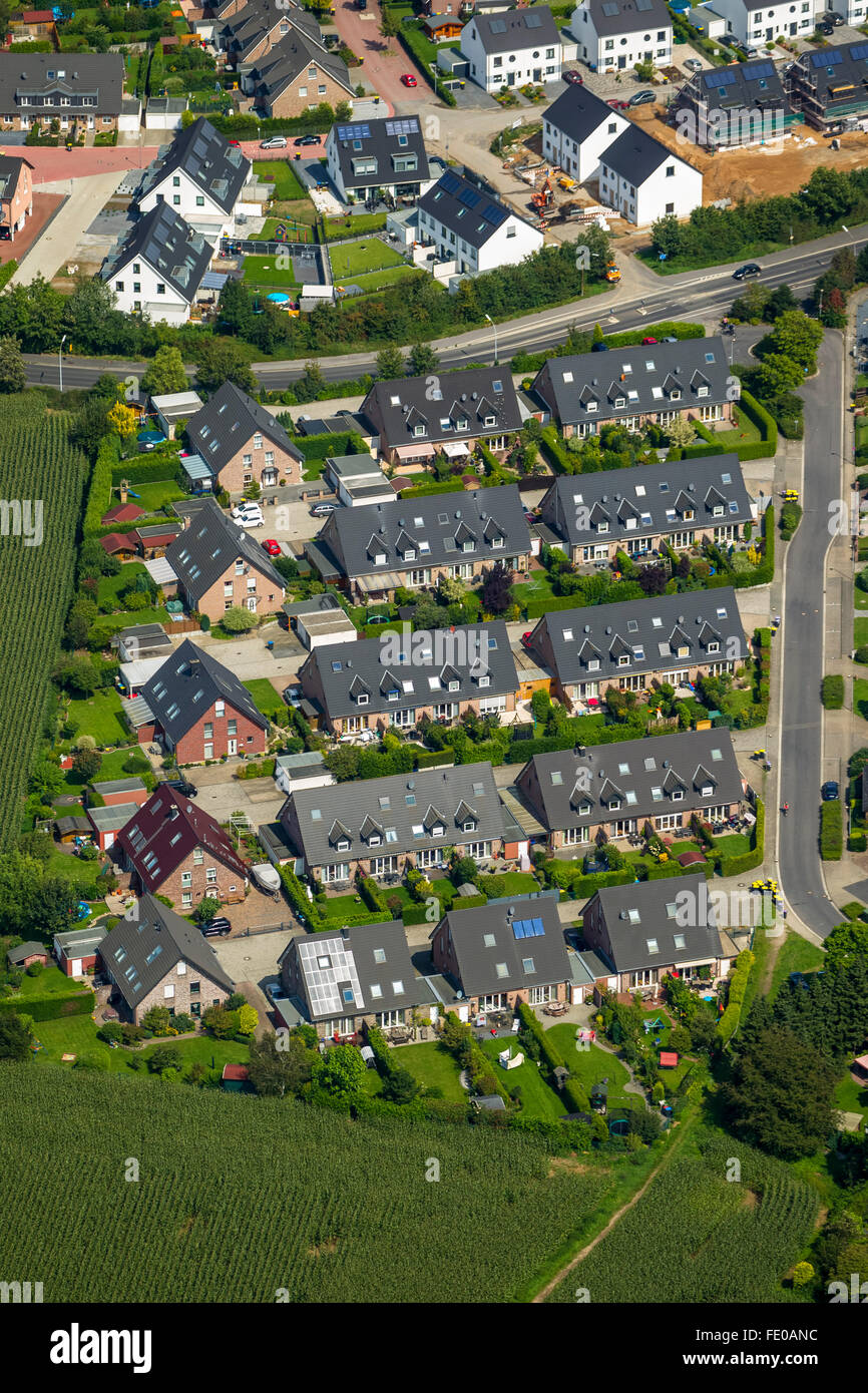 Vista aérea de la fila, separado de la casa, condominios, Kamp-Lintfort Fossastraße, Bajo Rhin, Renania del Norte-Westfalia, Alemania, Europa Foto de stock