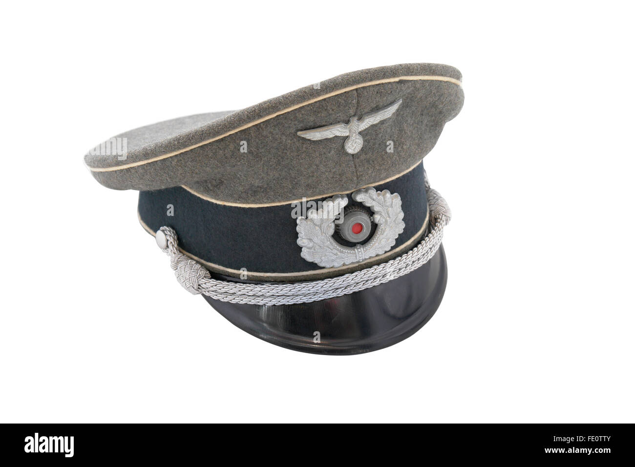 Sombrero de oficial alemán fotografías e imágenes de alta resolución - Alamy
