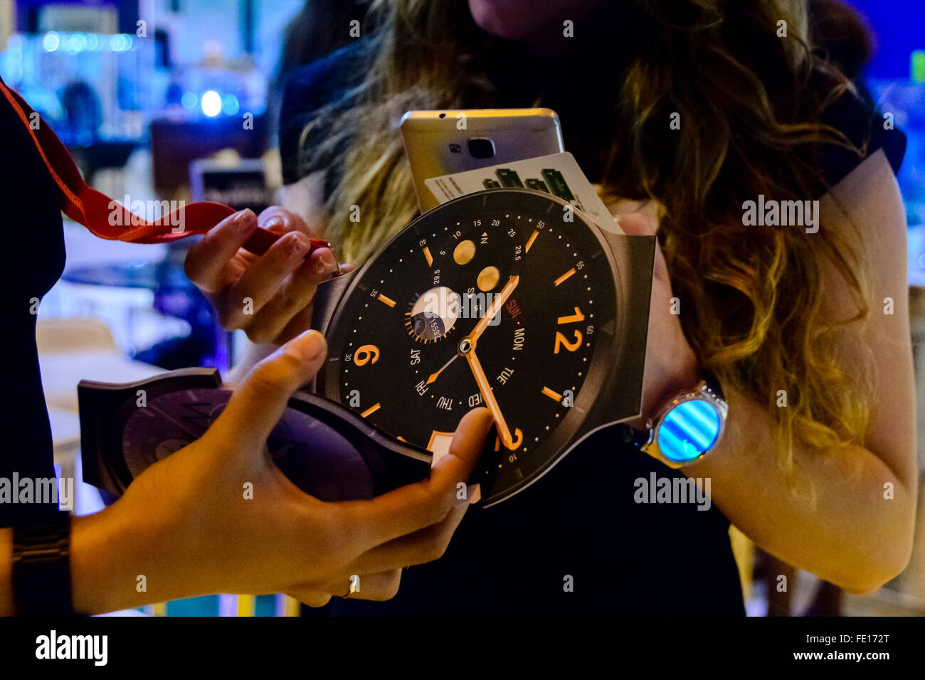 Reloj Huawei Fotos e Imágenes de stock - Página 2 - Alamy