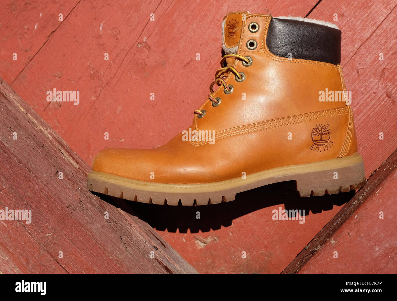 La marca Timberland botas de cuero de invierno Fotografía de stock - Alamy
