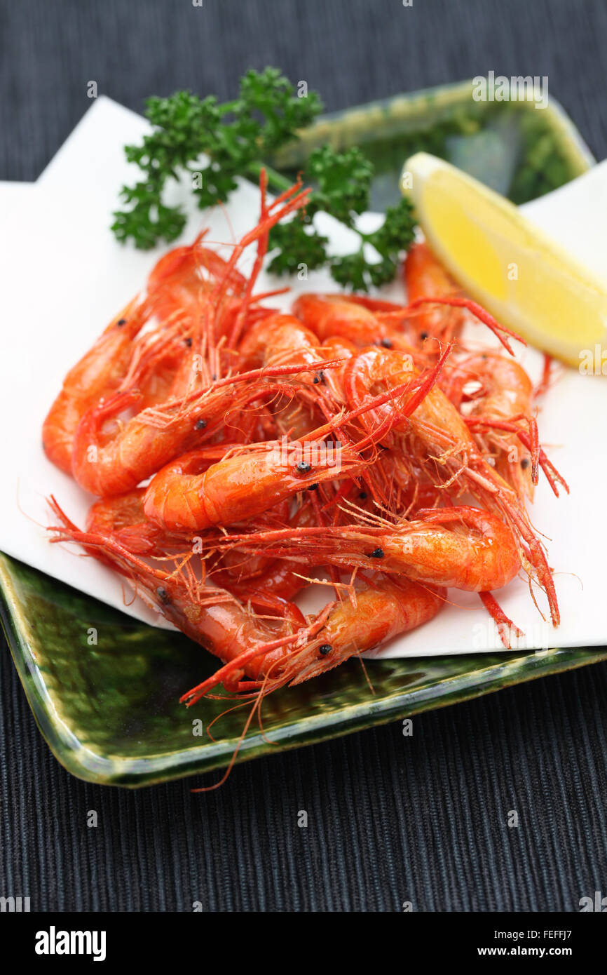 Camarones de agua dulce frito, no kawaebi karaage, comida japonesa Foto de stock