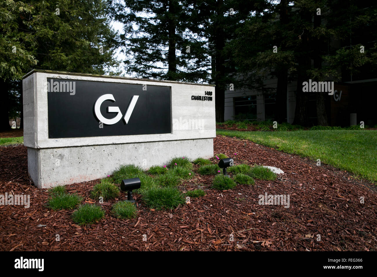Un logotipo firmar fuera de la sede de GV, también conocido como Google Ventures en Mountain View, California el 24 de enero de 2016. Foto de stock