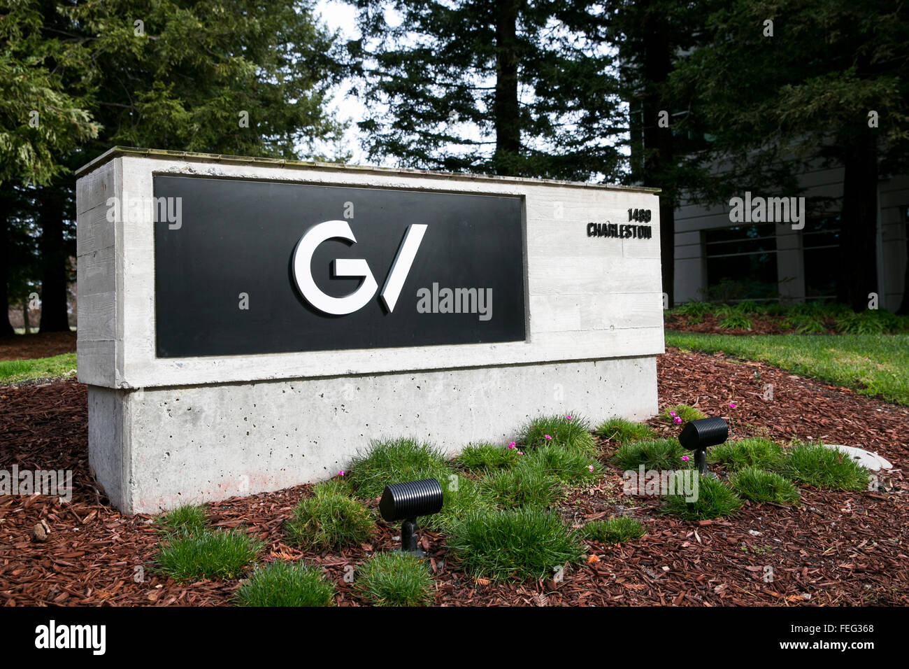Un logotipo firmar fuera de la sede de GV, también conocido como Google Ventures en Mountain View, California el 24 de enero de 2016. Foto de stock