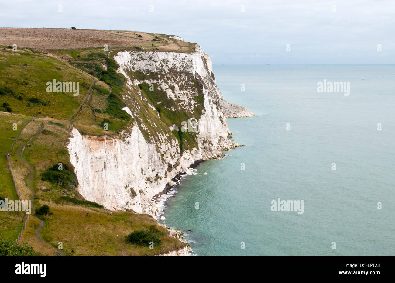 Acantilados Blancos de Dover, en el área de Kent, en el sureste de Inglaterra Foto de stock