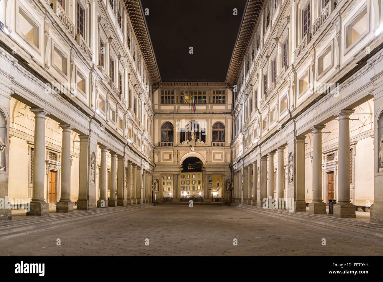 Galería de los Uffizi, noche, Florencia, Toscana, Italia Foto de stock