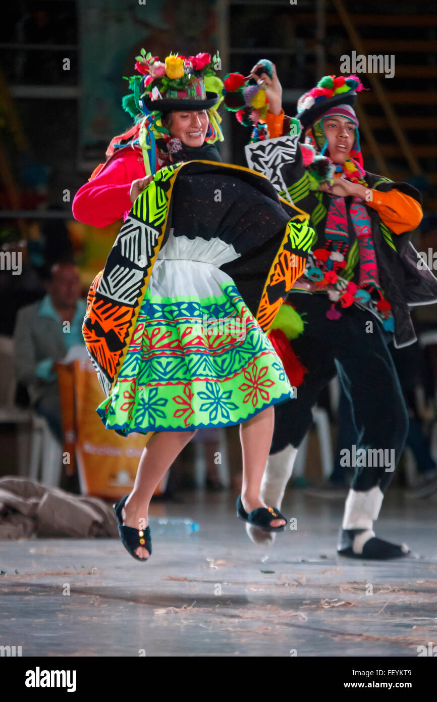 Ropa best sale de danzas