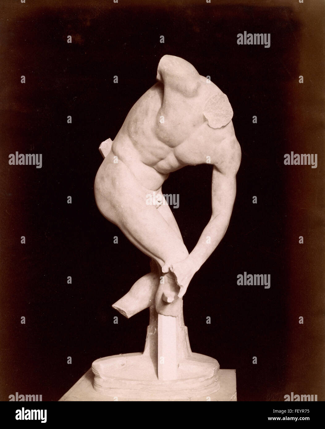 Restos de estatua romana Foto de stock
