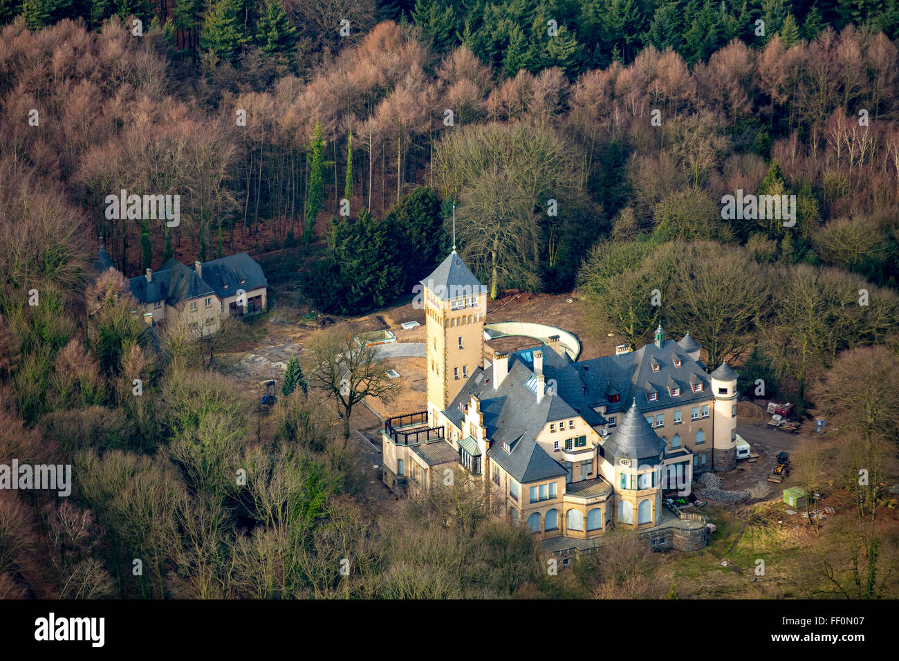 Vista aérea, casa Hartenfels, remodelación, castillo, Duisburg, Ruhr, Nordrhein-Westfalen, Alemania, Europa, vista aérea, Foto de stock