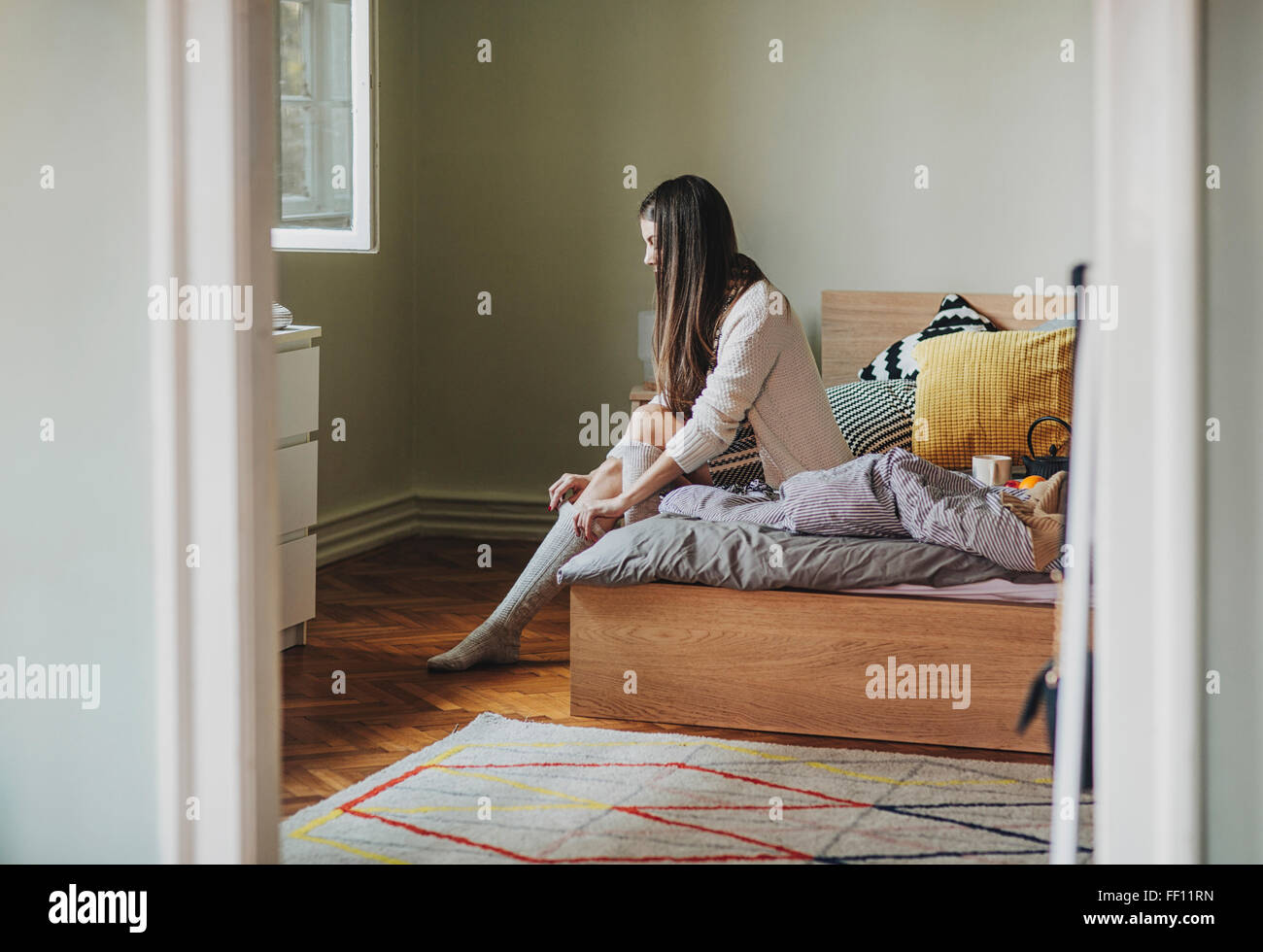 Calcetãn Hasta La Rodilla Fotos e Imágenes de stock - Alamy
