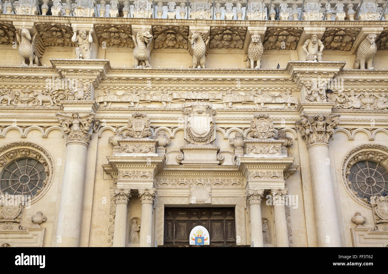 La Basílica di Santa Croce, Lecce, Puglia, Italia Foto de stock